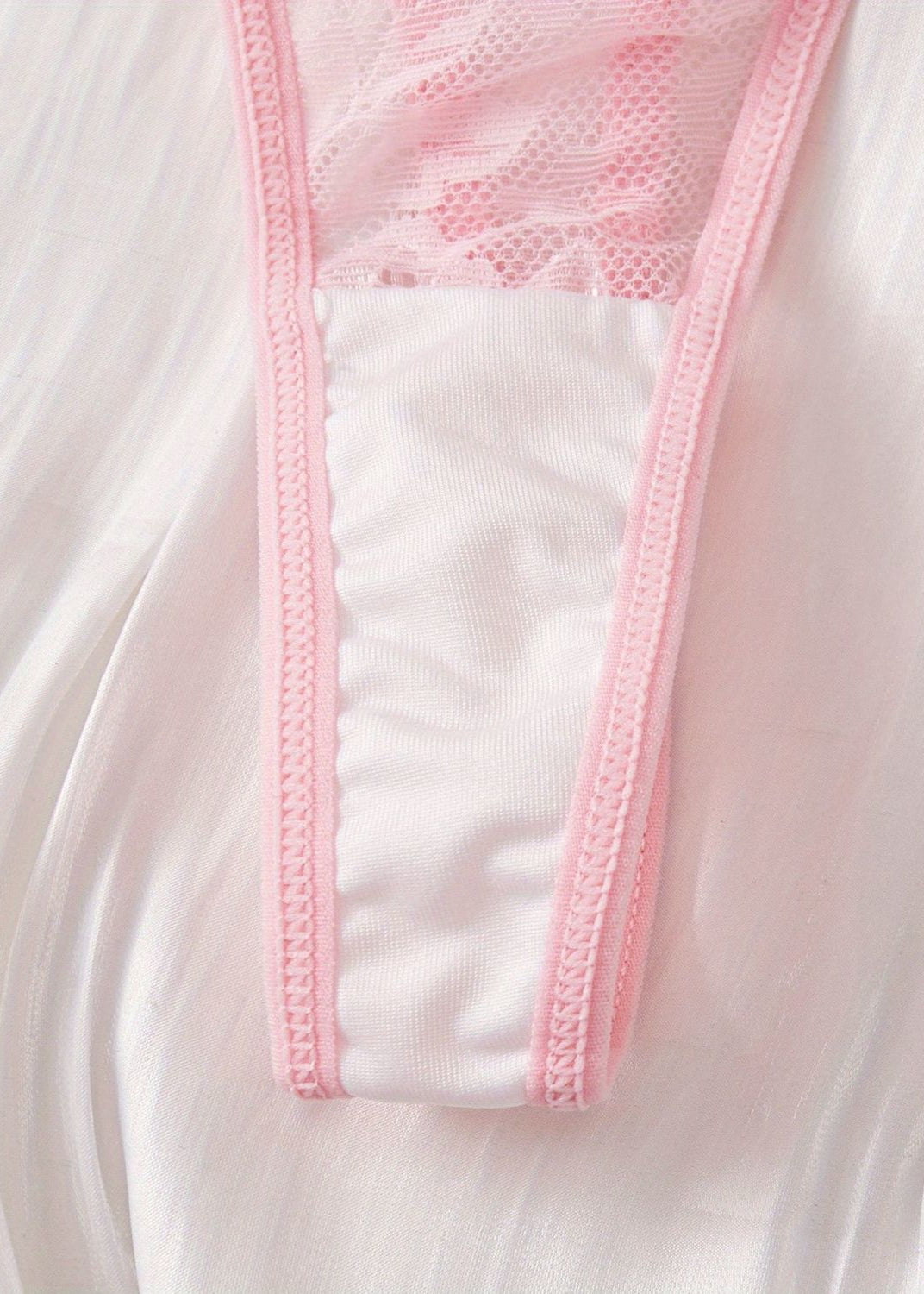 Blush Chain Detail Lace Lingerie Set – Pink Bra & Thong Ensemble for Women