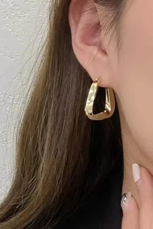Anais Hoops