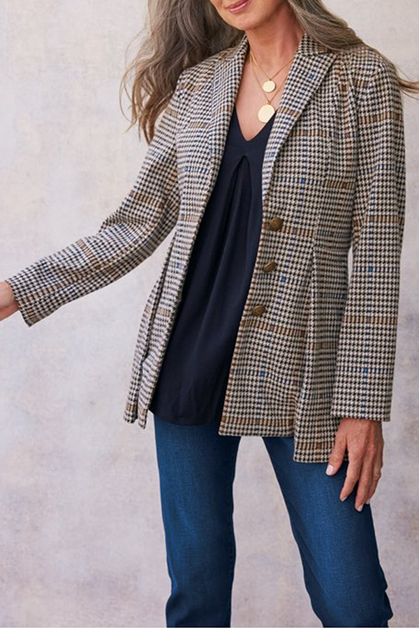 Elegant Plaid Buckle Turn-back Collar Outerwear