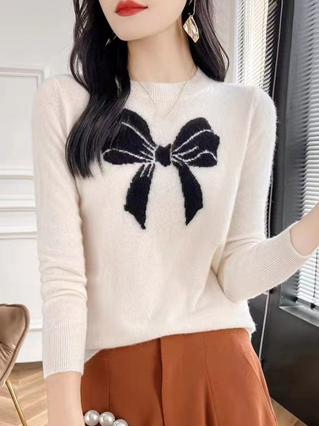Charlotte Loose Crew Neck Bow Jacquard Knitted Top-Red