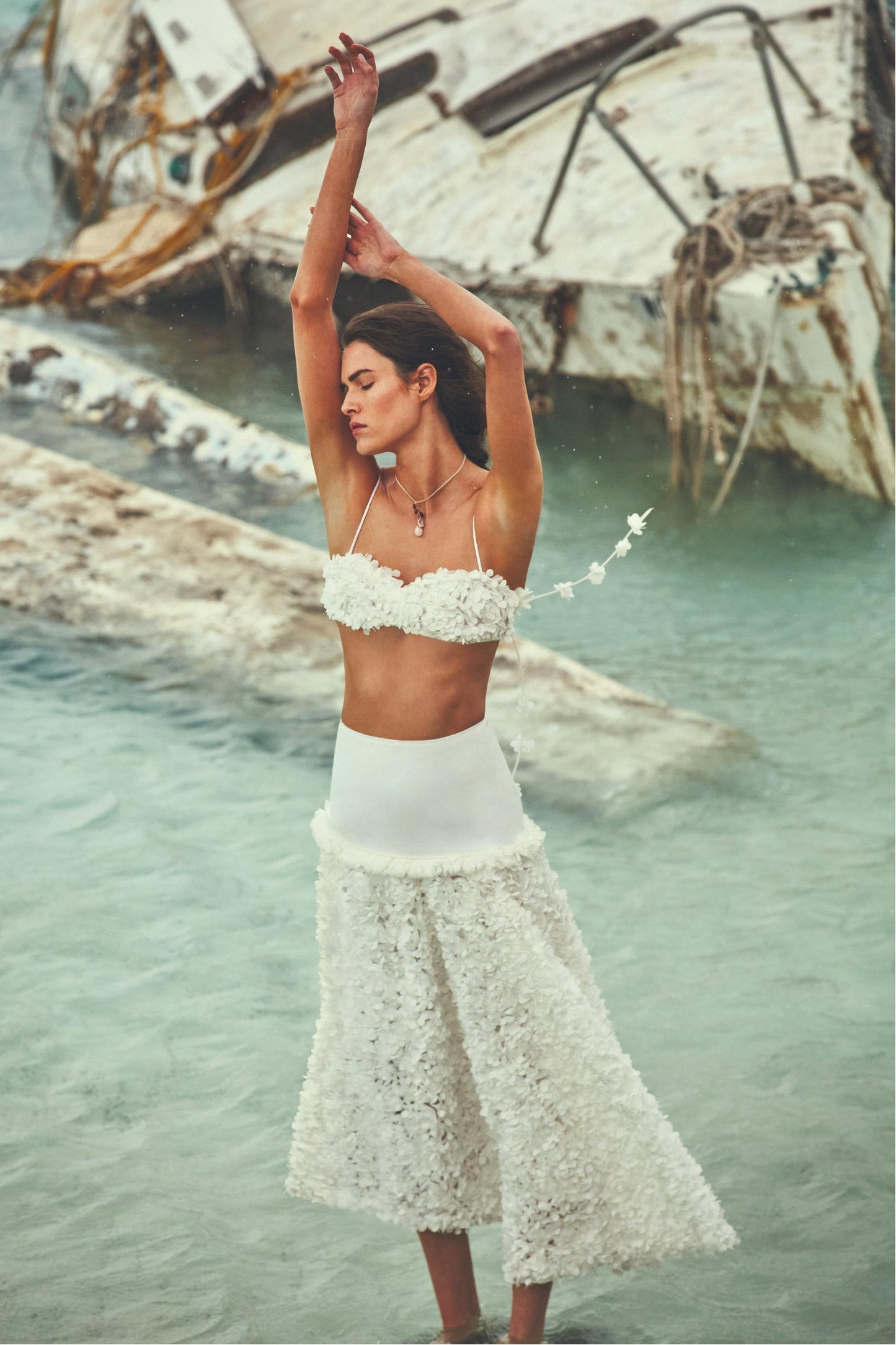 Risi White 3D Flower Cluster Skirt Set
