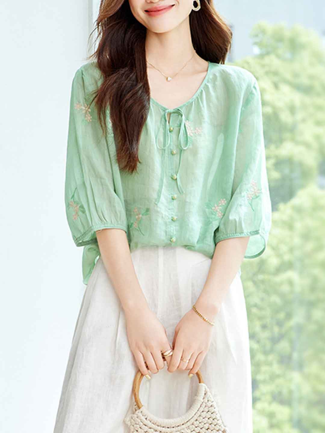 Camila Loose Crew Neck Embroidered Floral Blouse