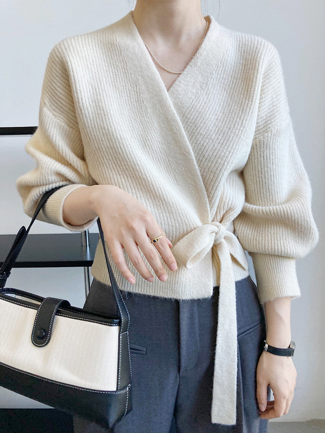 Emily Retro V-neck Knitted Cardigan-Gray