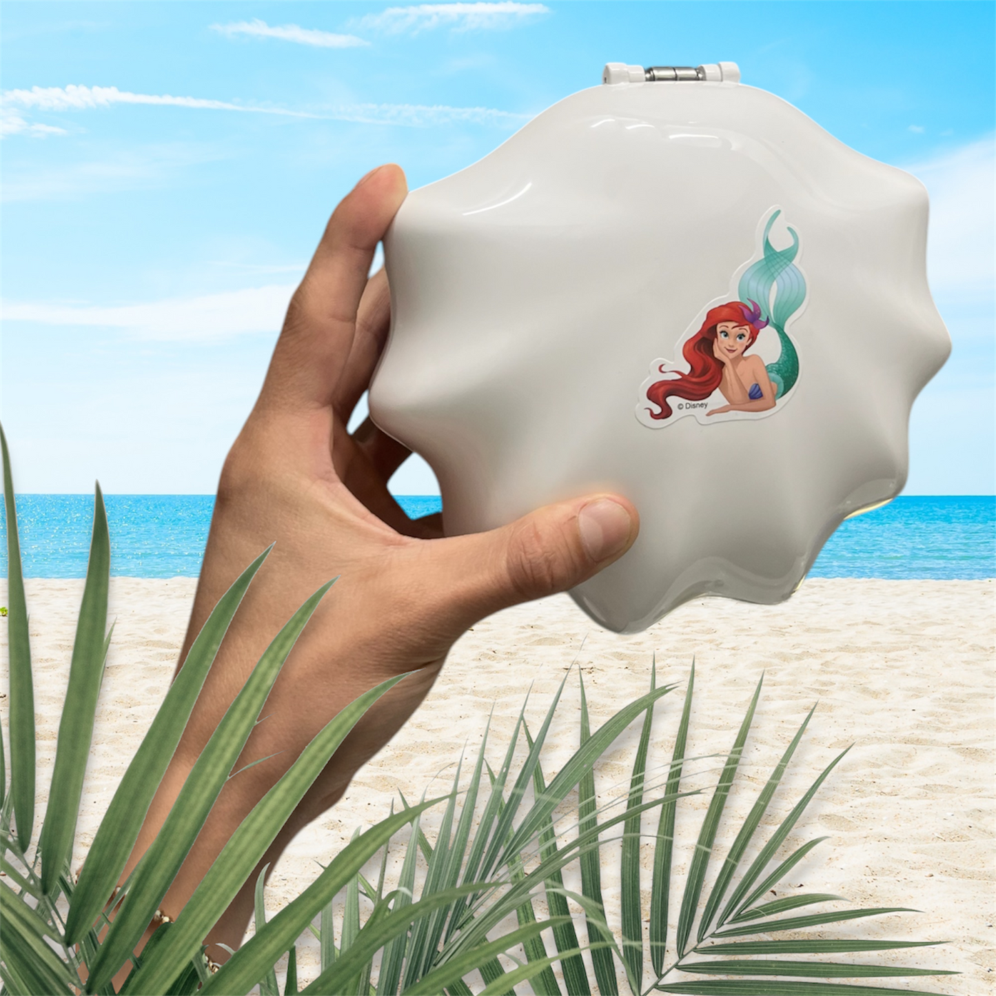 Aurora Lights Sea Shell Speaker