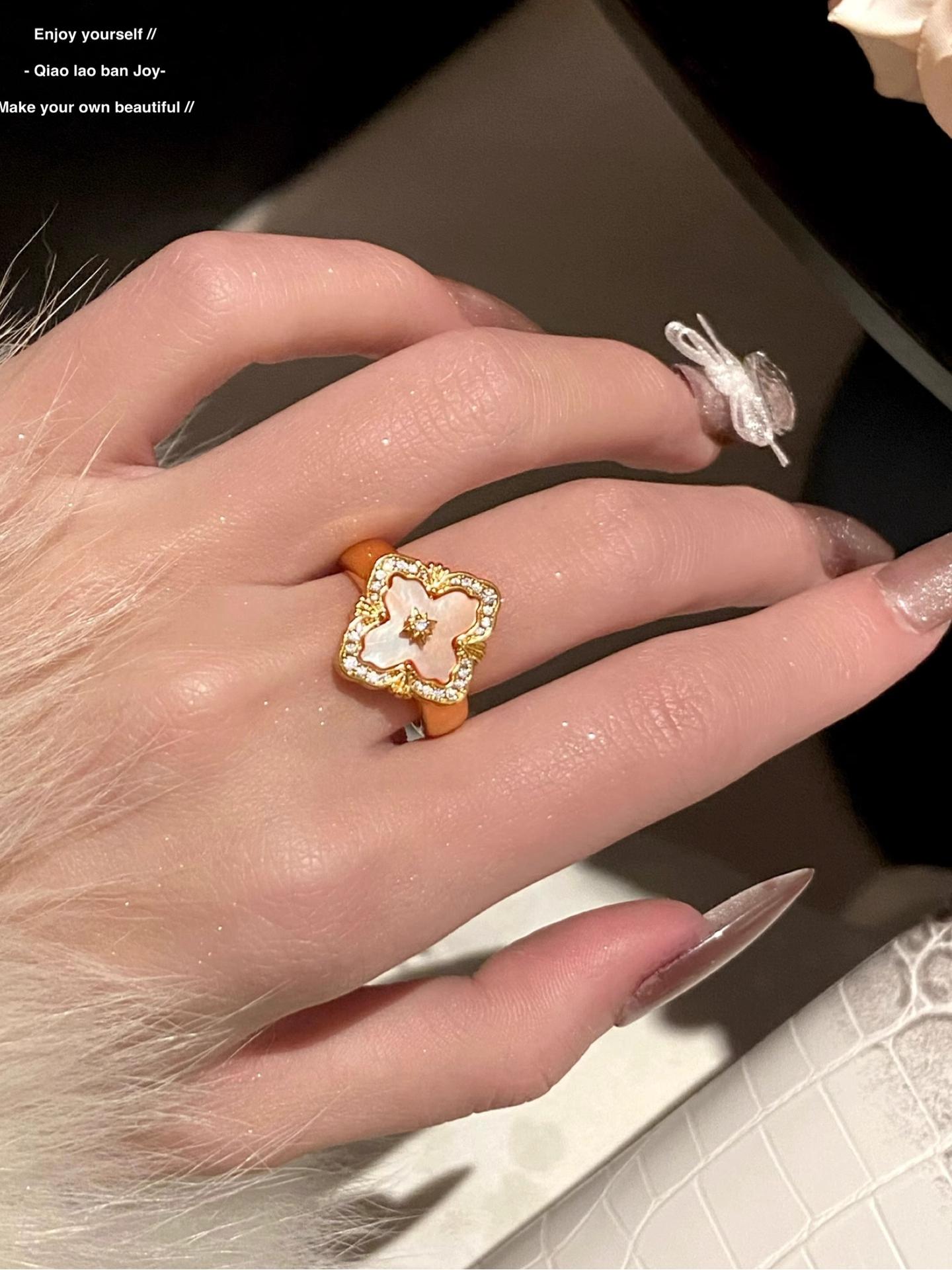 Elise Open Ring