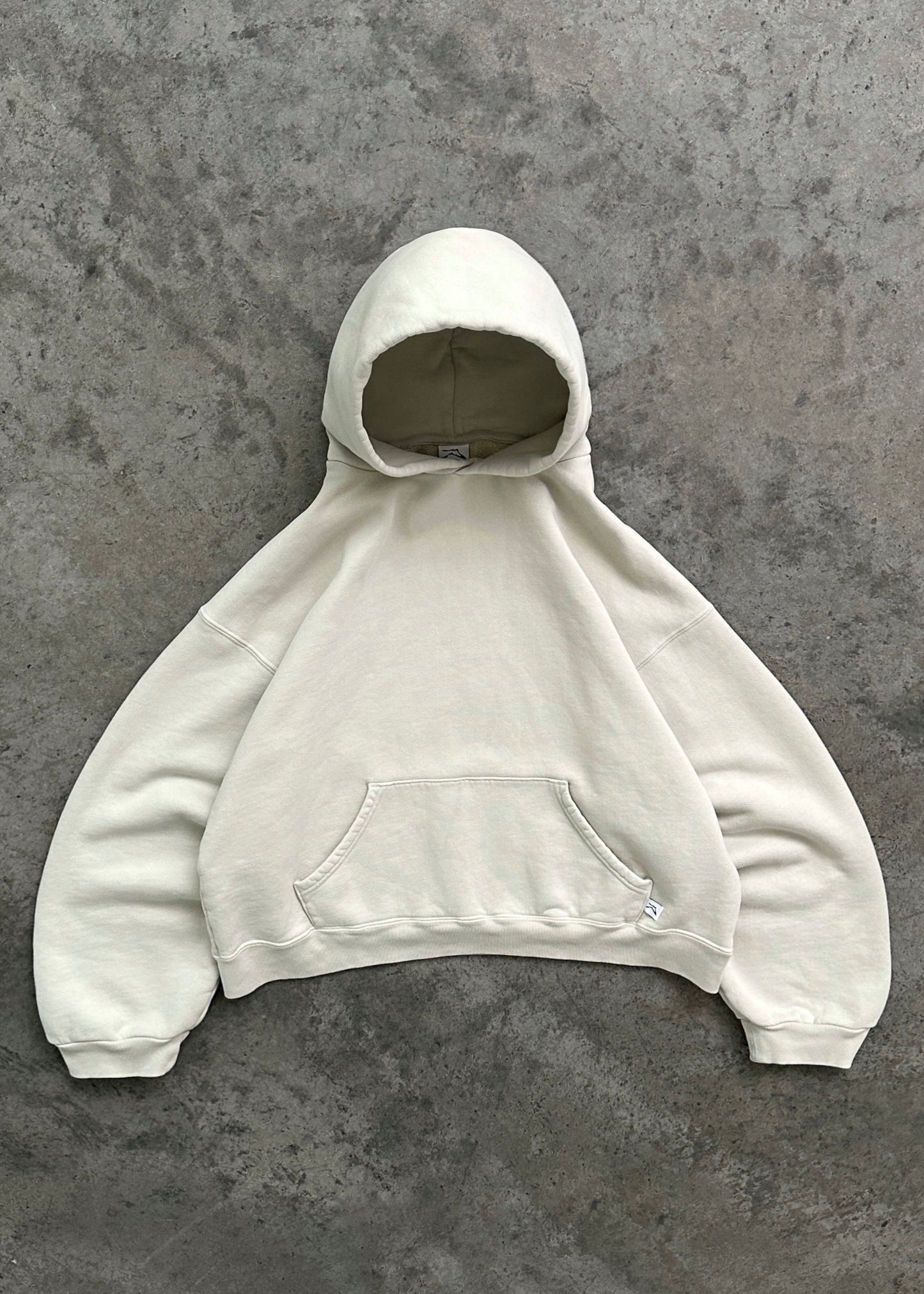 1+1 FREE Luxurise Hoodie