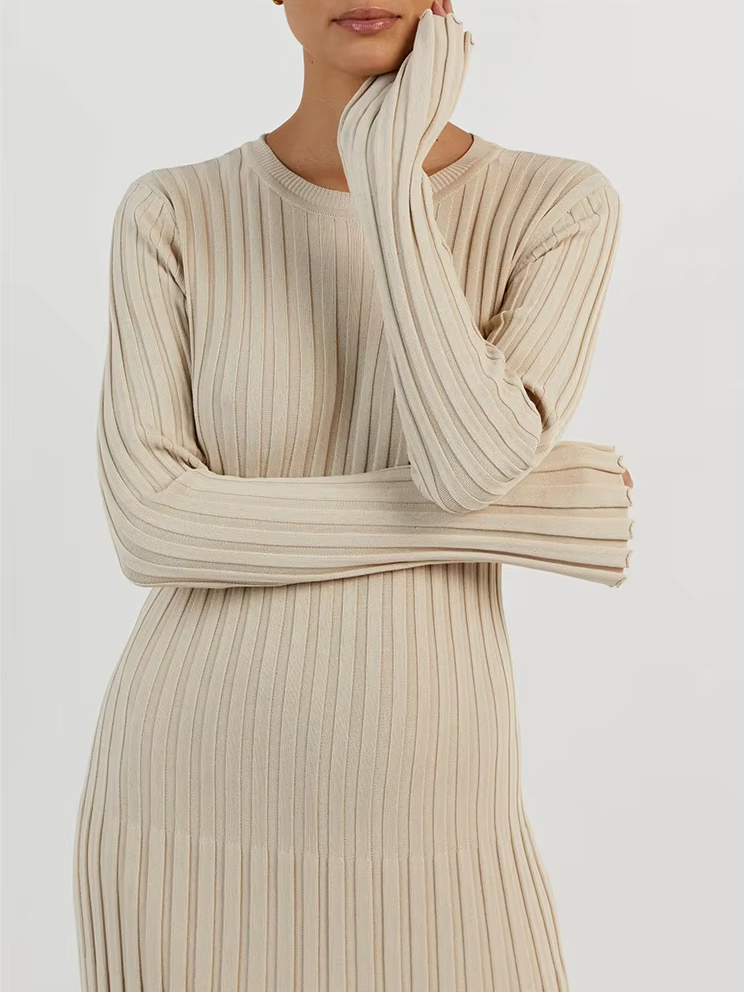 Lisa Luxe Knit Maxi Dress