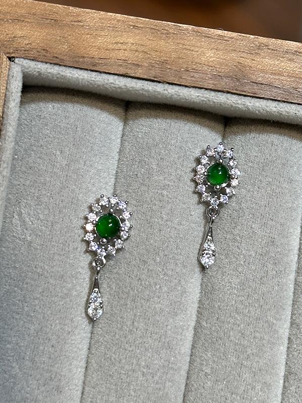 Maeve Earring