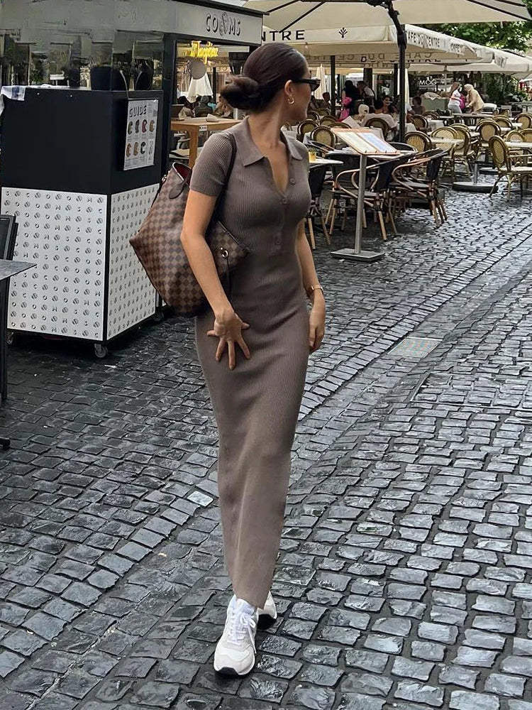 Solid Color Sleeveless Midi Dress