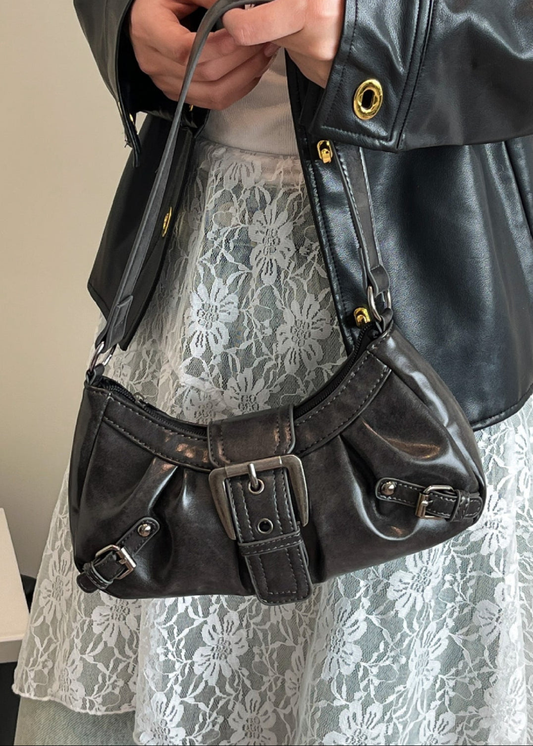 Marlette - Vintage Buckle Shoulder Bag