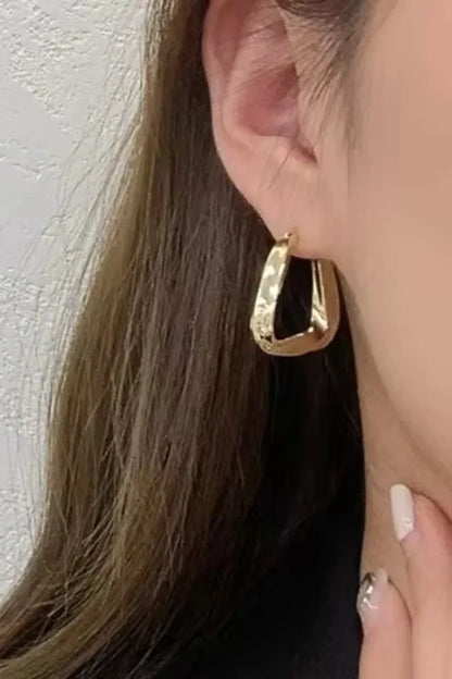 Anais Hoops