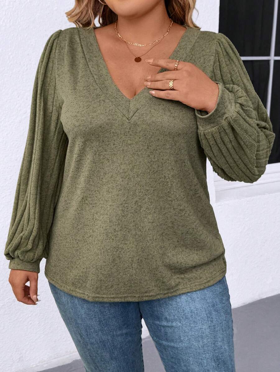 Plus Size V Neck T Shirt With Warm Lining And Bishop Sleeve