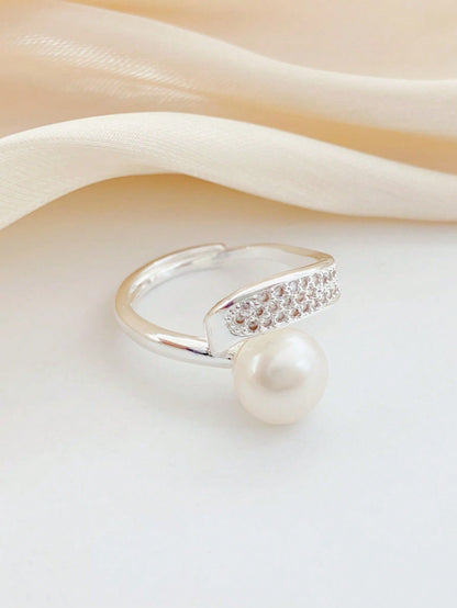 Multicolor Pearl Ring With Crystals For Daily Elegance