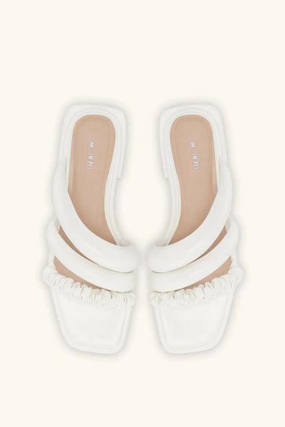 Evee Flats