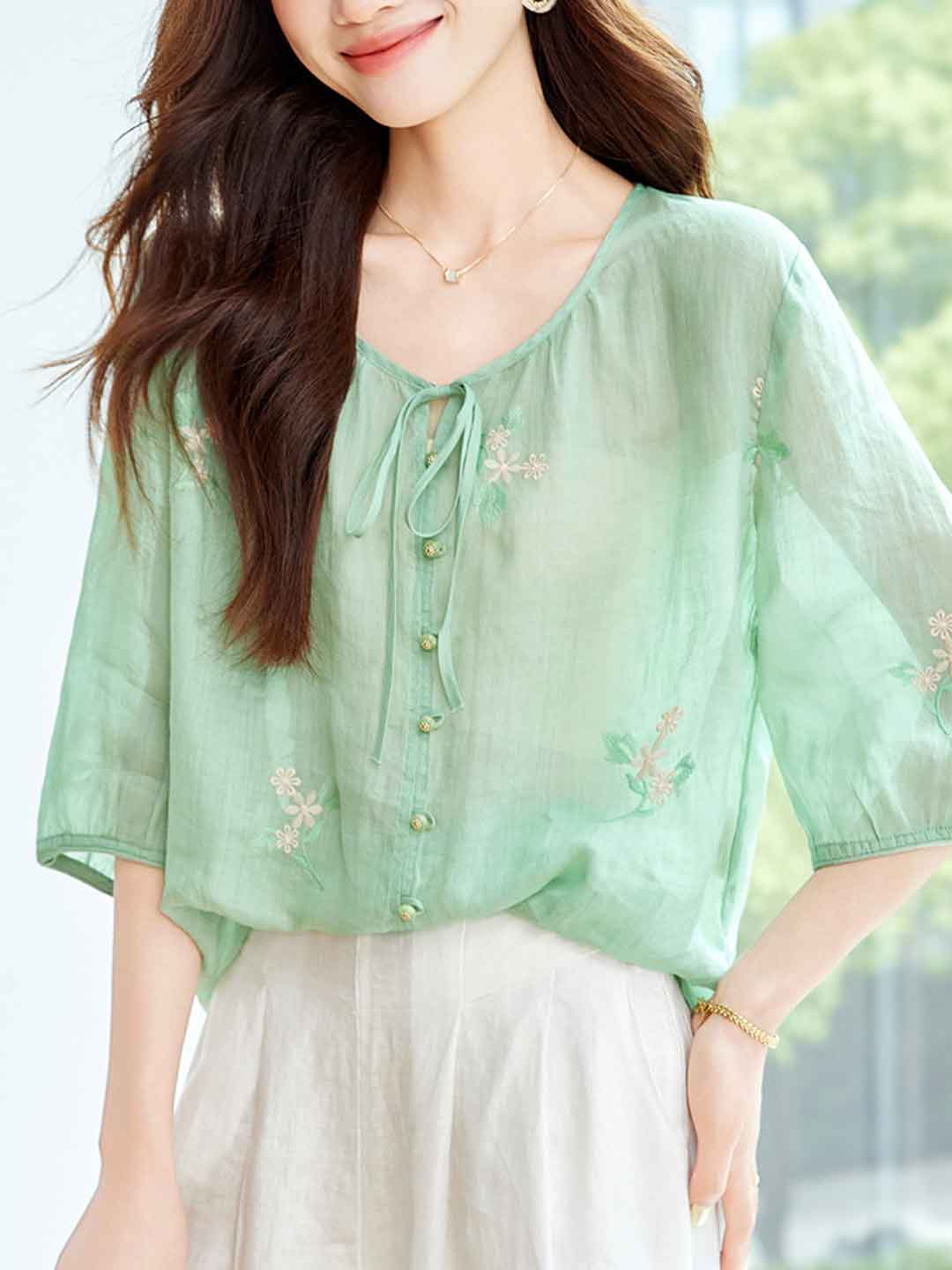 Camila Loose Crew Neck Embroidered Floral Blouse