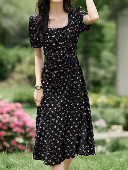 Eva Vacation Square Neck Floral Printed Dress