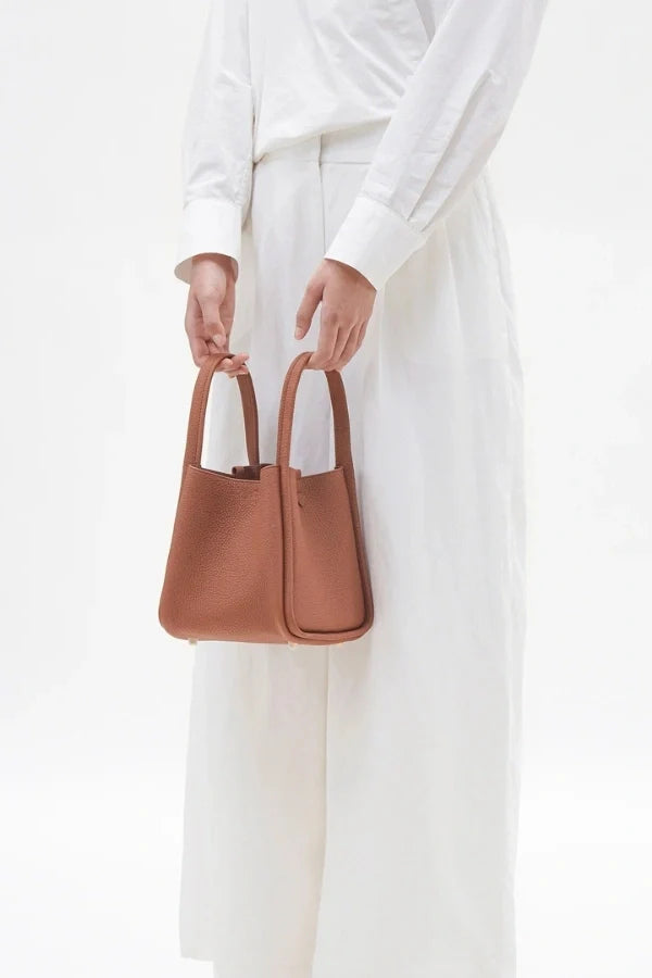 Minnie Medium Bucket Bag