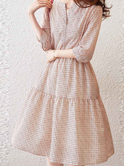 Bailey Classic V-Neck Printed Dress