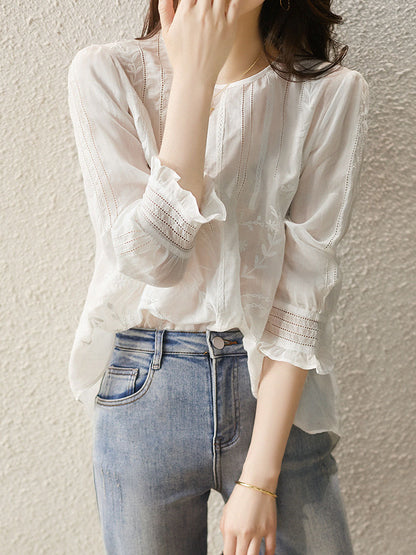 Claire Retro Crew Neck Solid Color Embroidered Hollowed Top