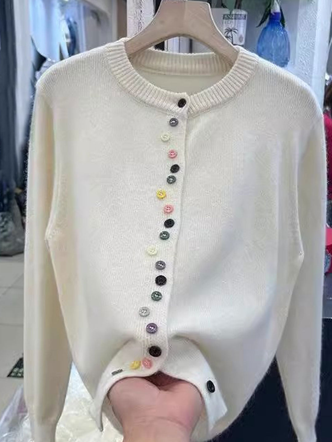 Aaliyah Classic Crew Neck Buttoned Knitted Cardigan-White
