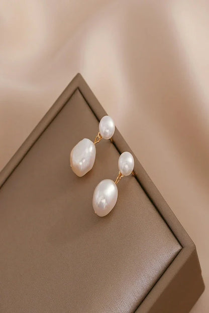 Tricia Pearl Earrings