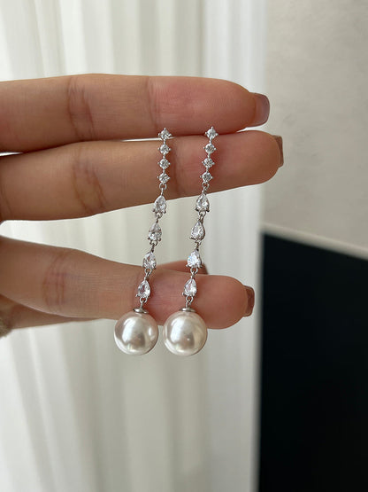Annelise Earring