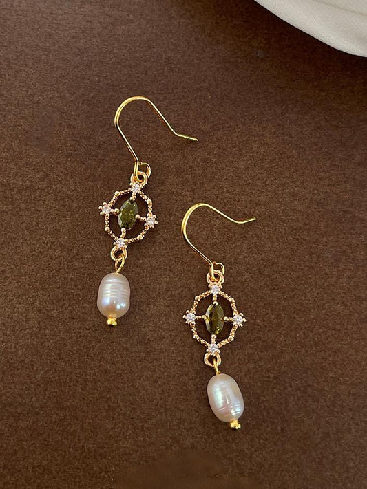 Anthea Earring