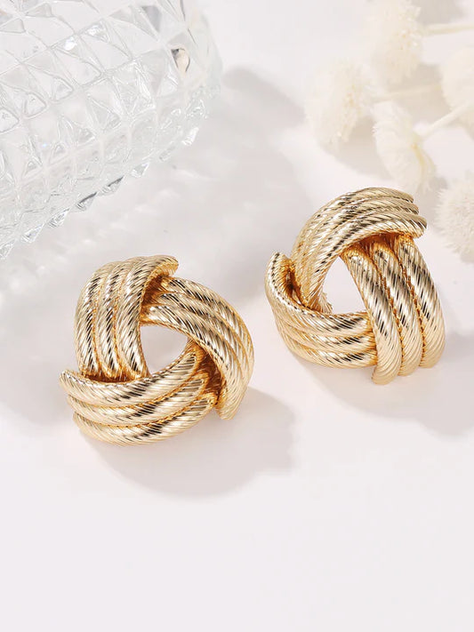 Knotted Earnings