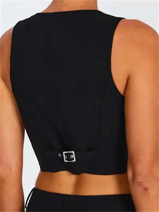 Women Sleeveless Vest Buttons Down Slim Fit Solid Color V-Neck Cropped Y2K Casual Irregular Hem Streetwear Crop Top