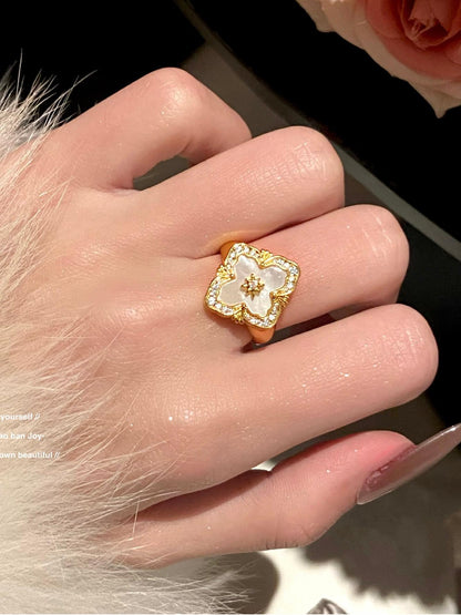 Elise Open Ring