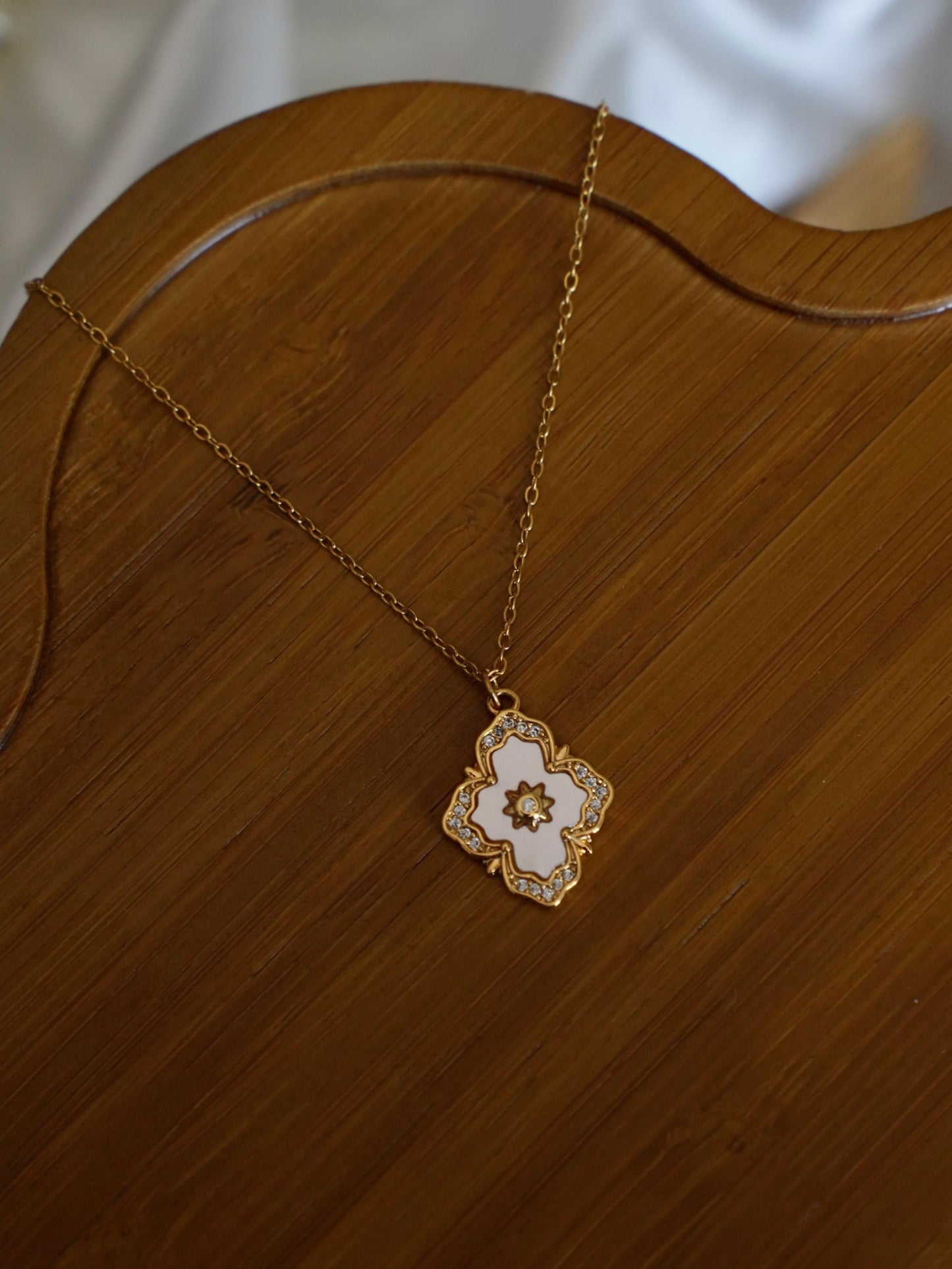 Estelle Necklace