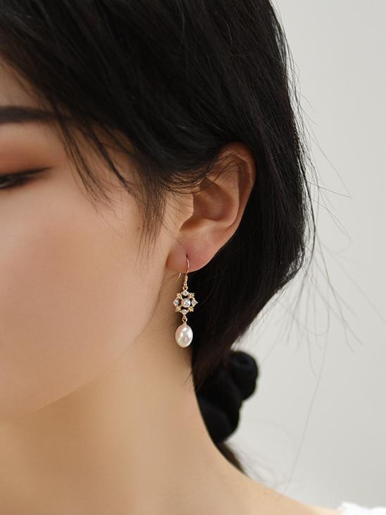 Genevieve Earring
