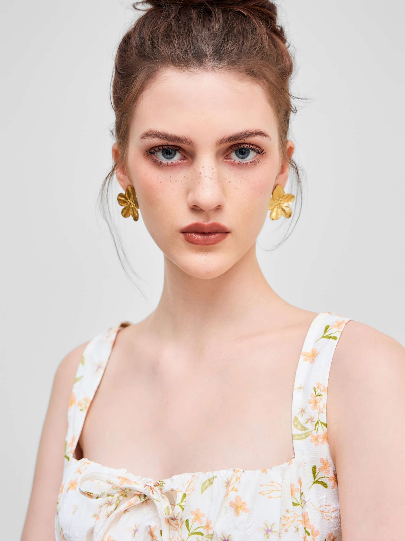 Floral Pattern Stud Earrings