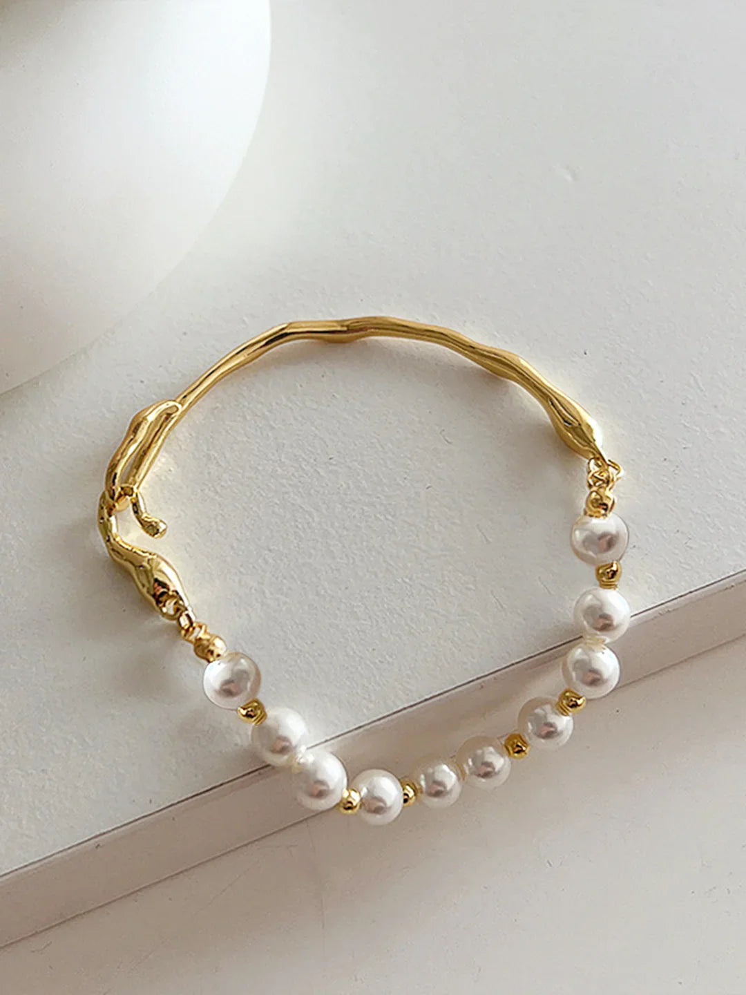Sculpted Pearl Charm Bracelet