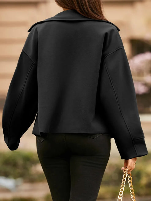 Lapel Collar Cropped Buttoned Jacket