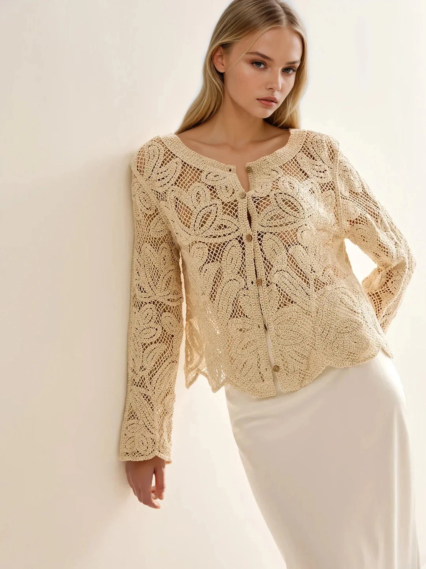 Vintage Crochet Lace Cardigan With Scalloped Edge Details