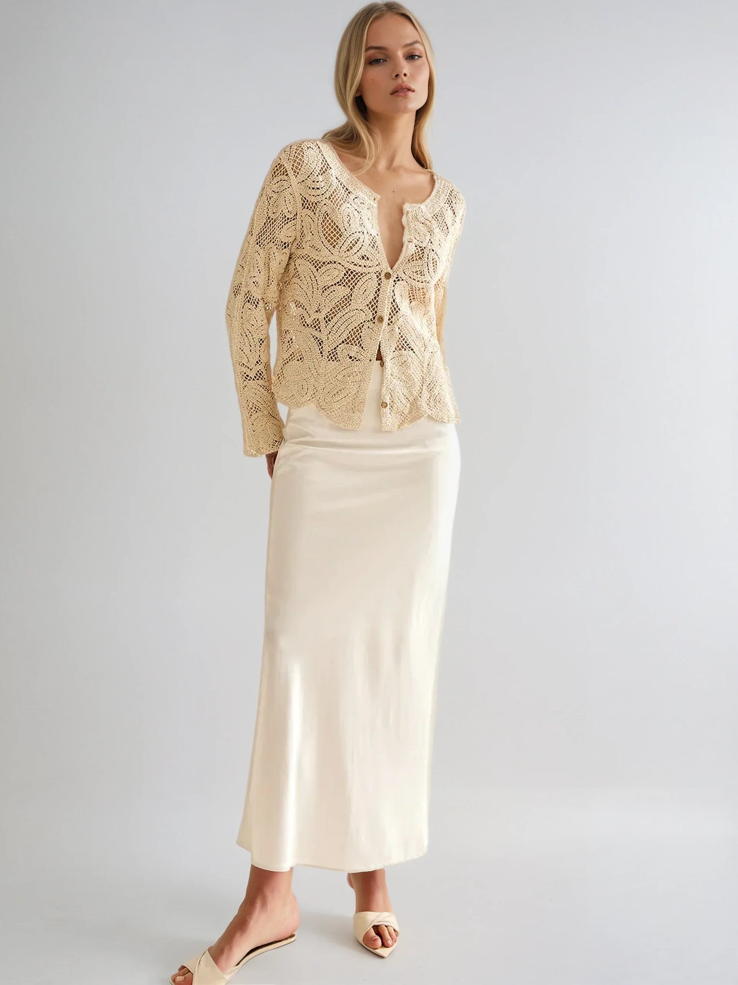 Vintage Crochet Lace Cardigan With Scalloped Edge Details