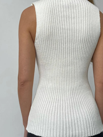 Casual Style Turtleneck Sleeveless Top