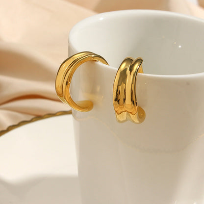 Isla Wave Hoop Earrings