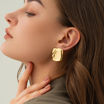 Luxe Allure - Minimalist Geometric Stud Earrings