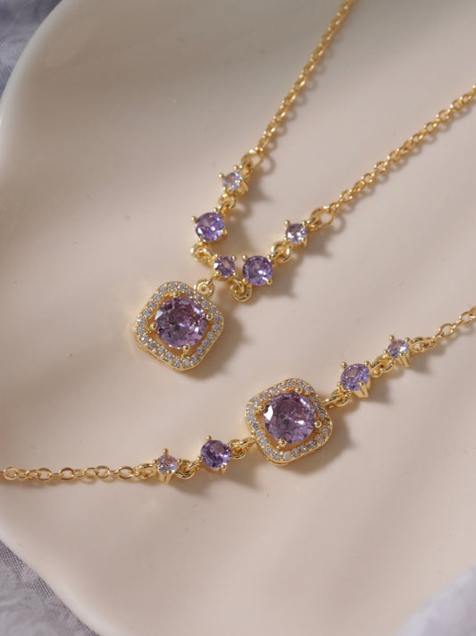Isabella Necklace