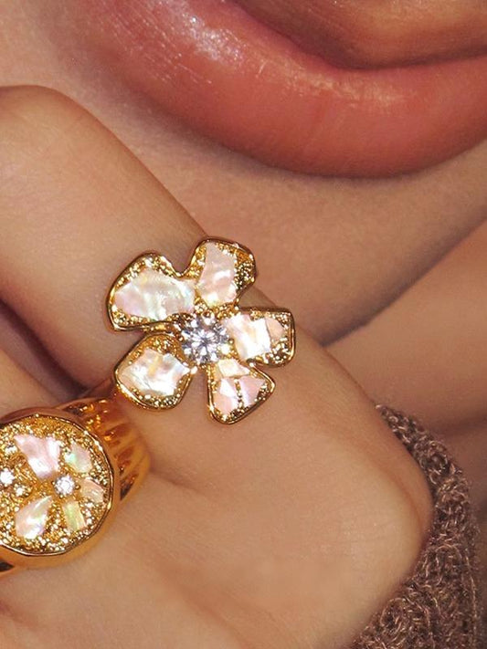 Beatrice Ring