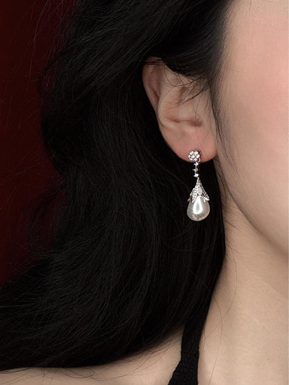 Giselle Earring