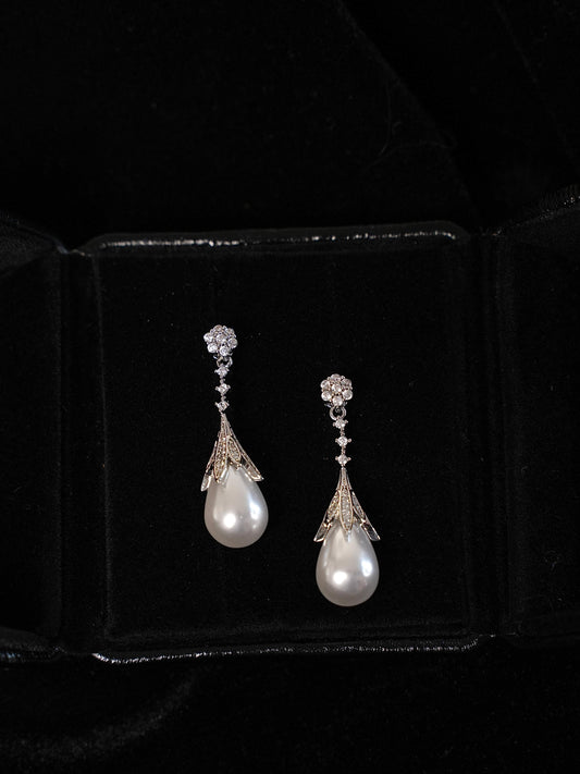 Giselle Earring