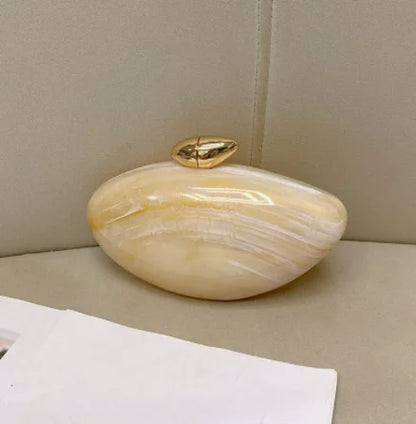 Maliyah | Marble patterned Clutch bag crossbody chain