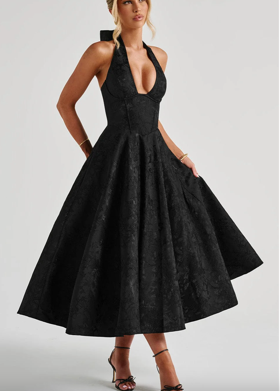 Esmeralda | Halter Sleeveless Midi Dress
