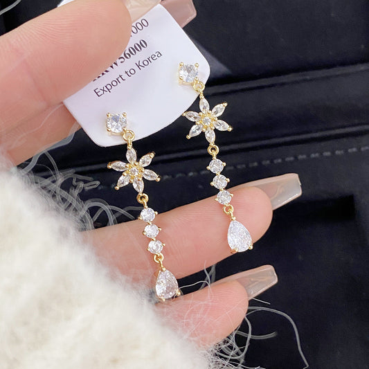 Seraphina Flower Earring