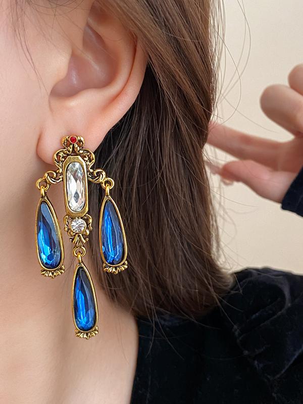 Theodora Earring
