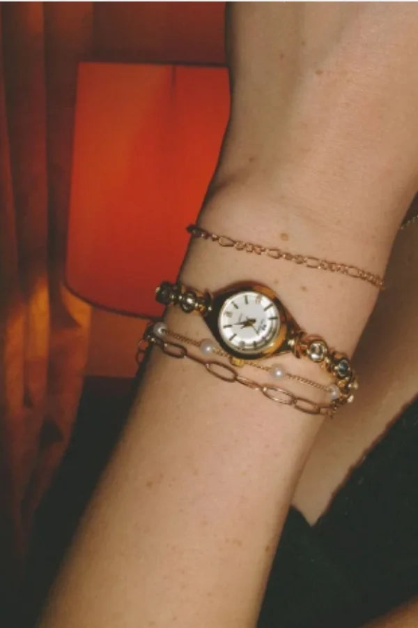 Alina Watch