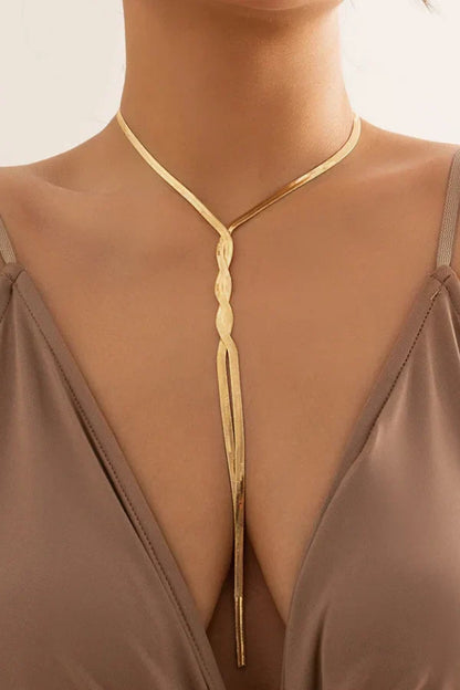Nora Twist Necklace